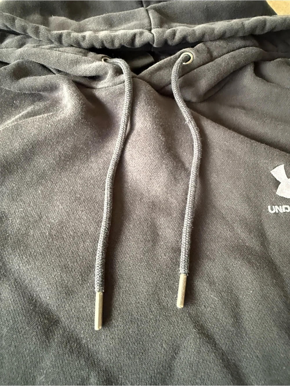 Under Armour Men's Charcoal Hooded Pullover with Logo